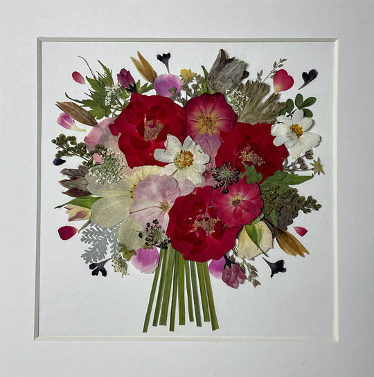 8 x 8 FLOWER BOUQUET - RED