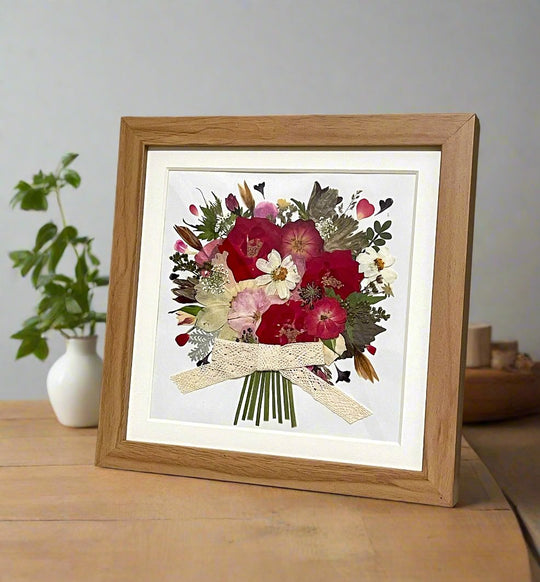 8 x 8 FLOWER BOUQUET - RED